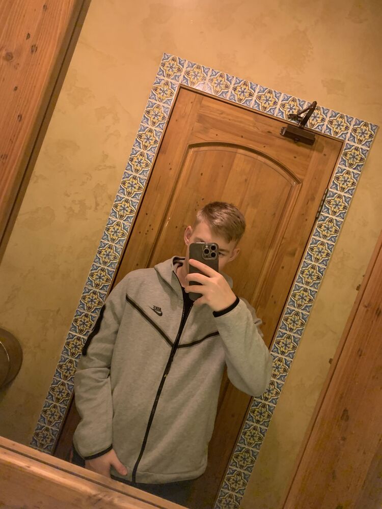  33517902  , 20 ,    