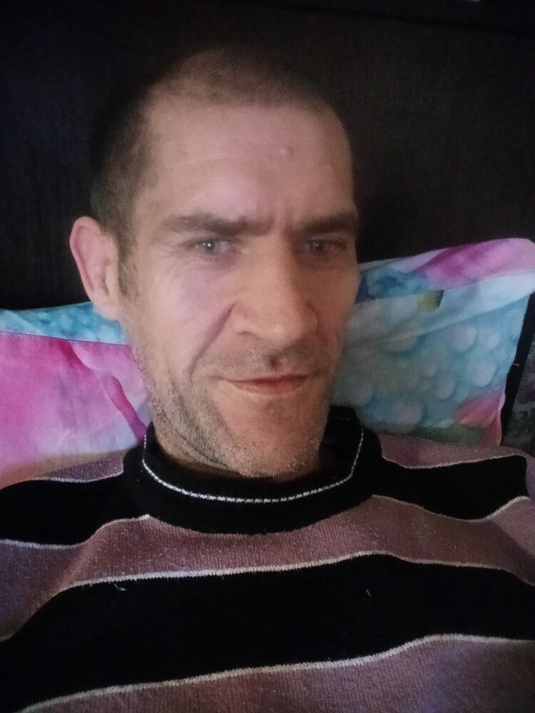  ,   Denis, 47 ,   ,   