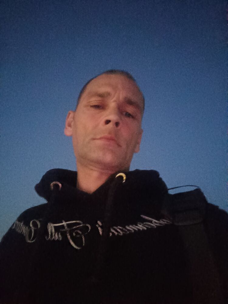  45948682  , 42 ,    
