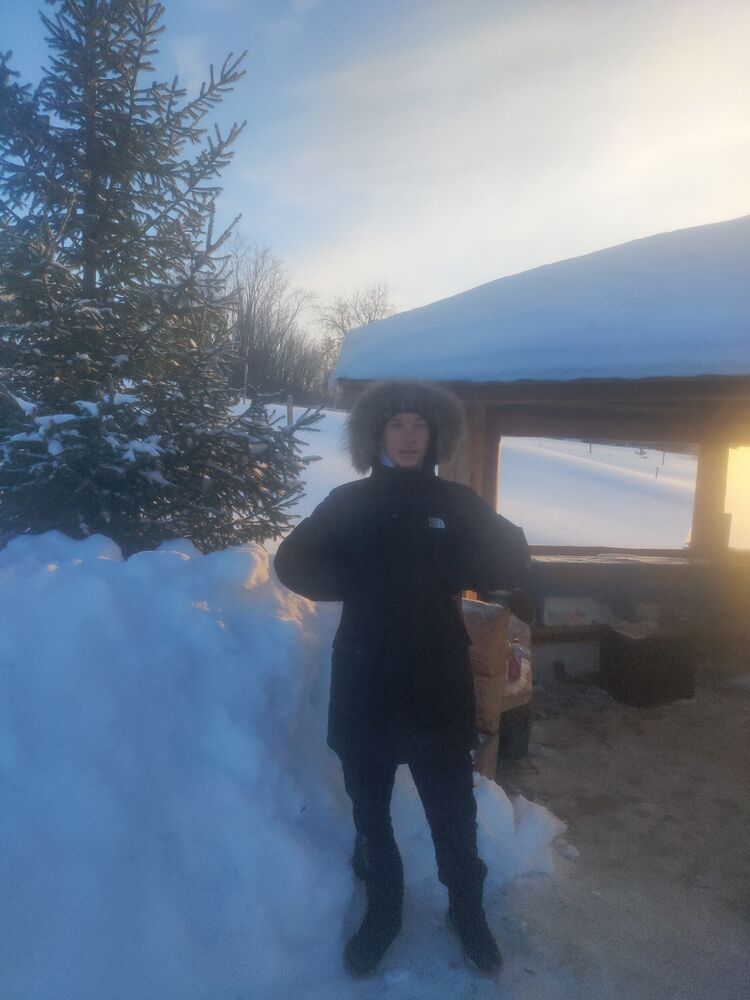  31707732  , 25 ,    