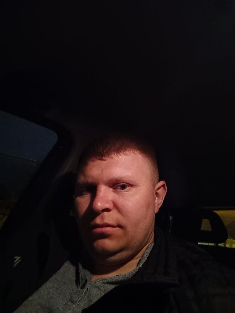  ,   Max, 33 ,   ,   