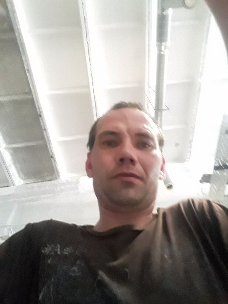  24283542  , 33 ,    
