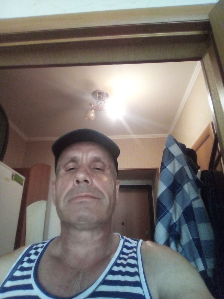  23059772  , 54 ,    