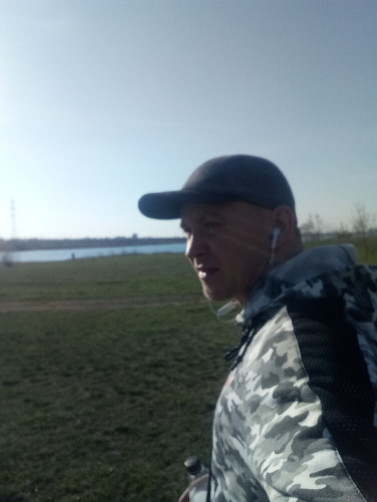  ,   Gleb, 40 ,   ,   , c 