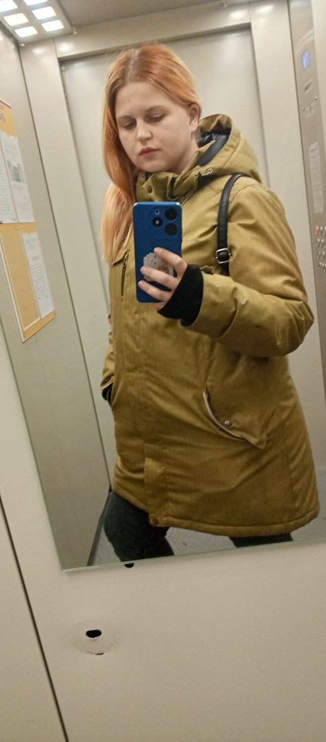  48988732  , 24 ,    -