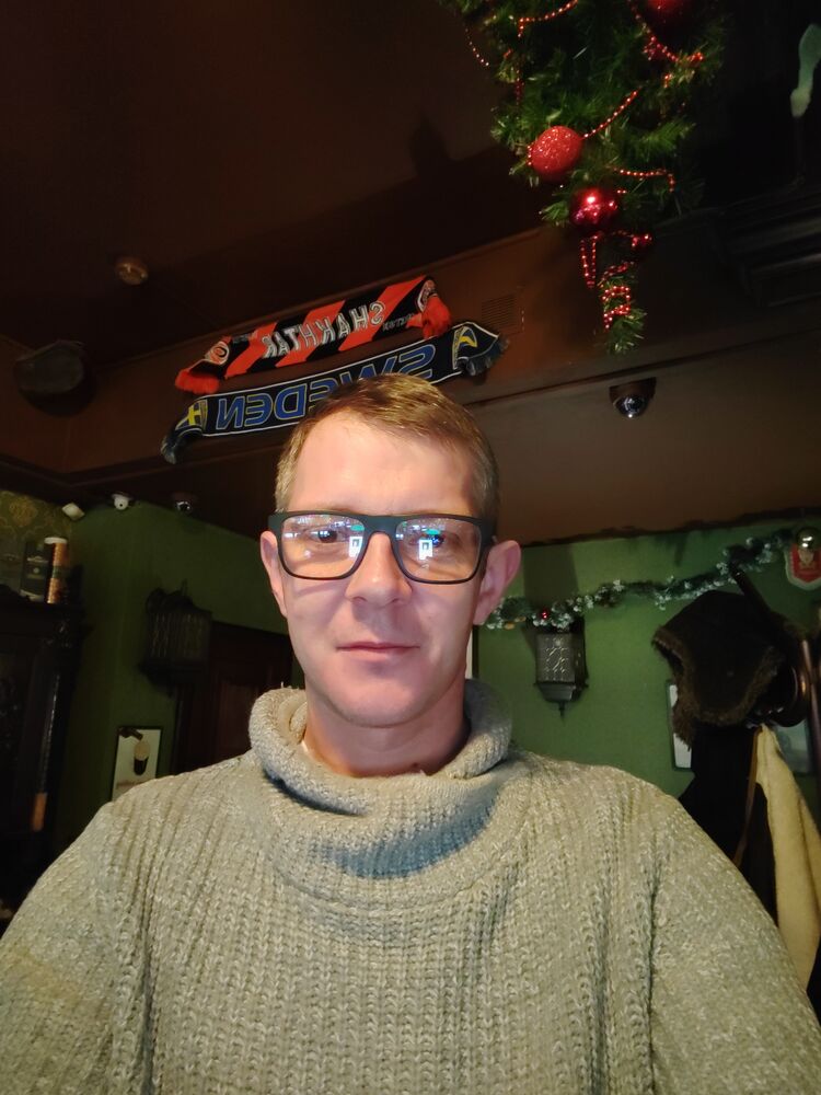 -,   , 42 ,     , c 