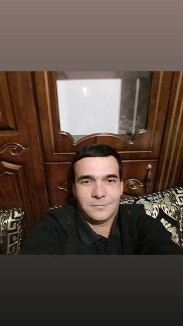  ,   Akrom, 40 ,   ,   , c 