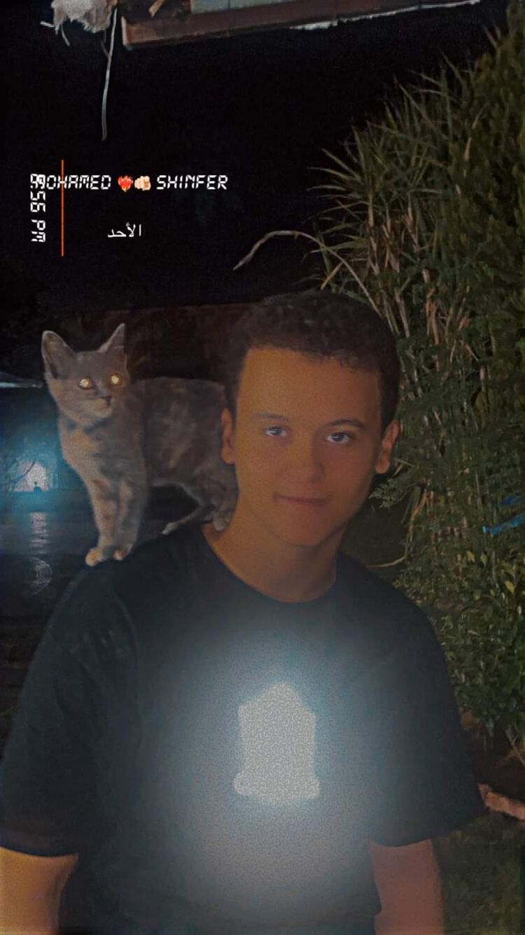 ,   Anas, 18 ,   ,   