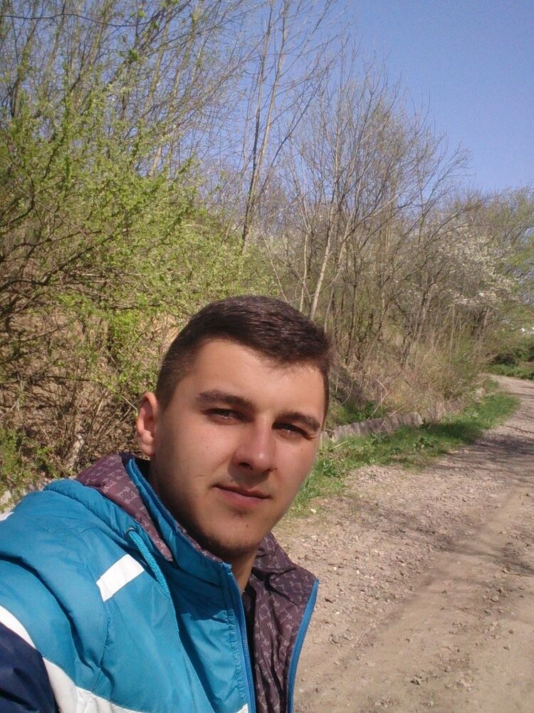  ,   Ruslan, 29 ,   