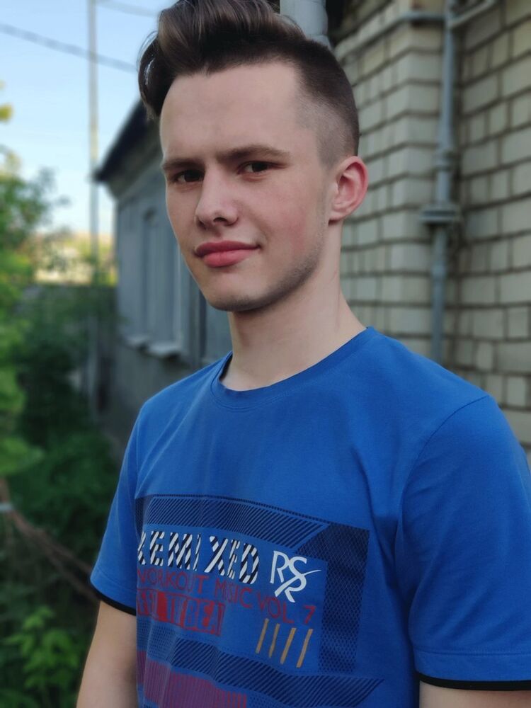 Joly max. Максим 21 год. Максим Юрьевич. Максим котов. Фото Максима мальчика.