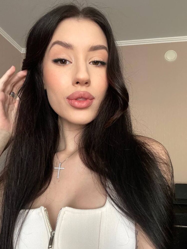  47359822  Katya, 23 ,    