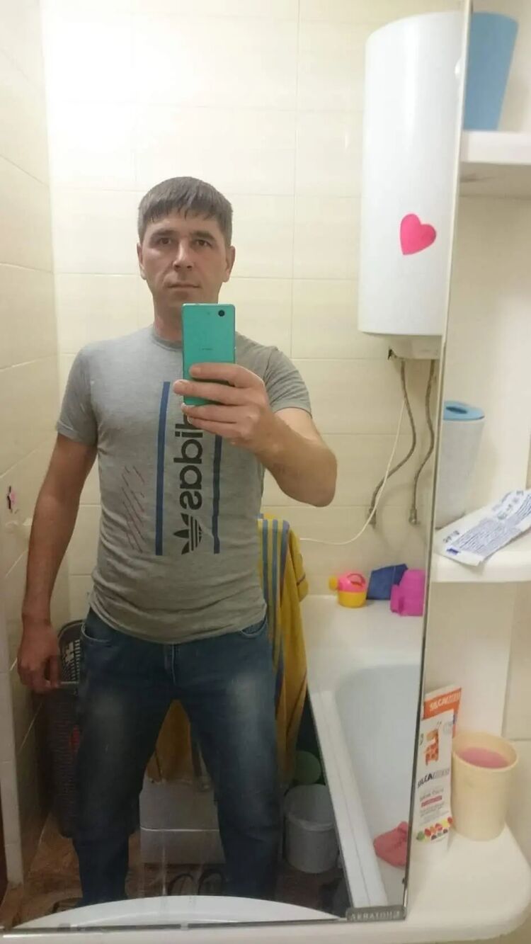  51626972  , 44 ,    