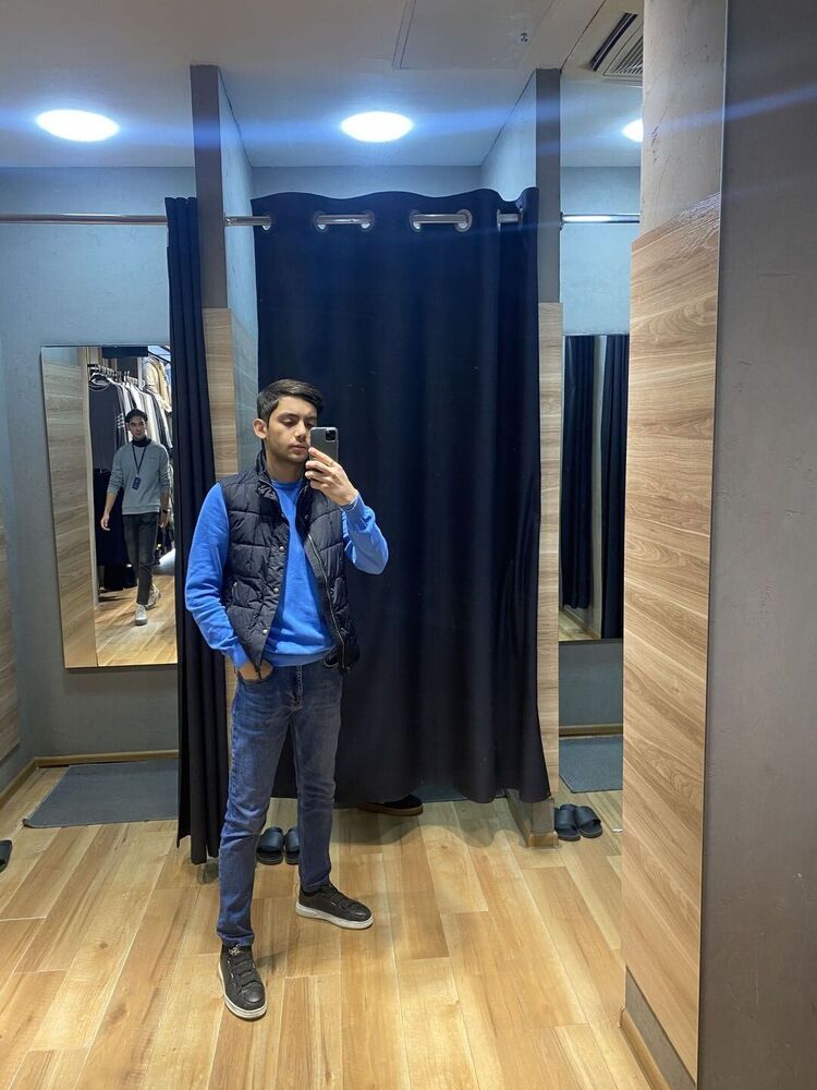  31805642  , 24 ,    
