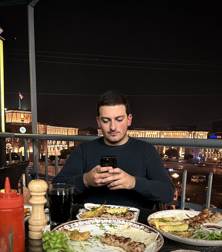 ���� 54850372 ����� Ashot, 23 ����, ���� ���������� � �������