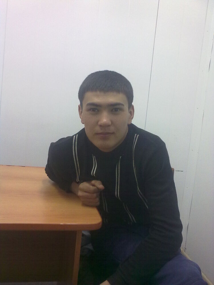  ,   Azik, 32 ,   ,   , c 