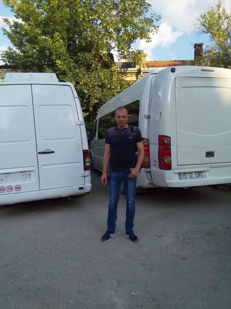  ,   Ruslan, 45 ,     