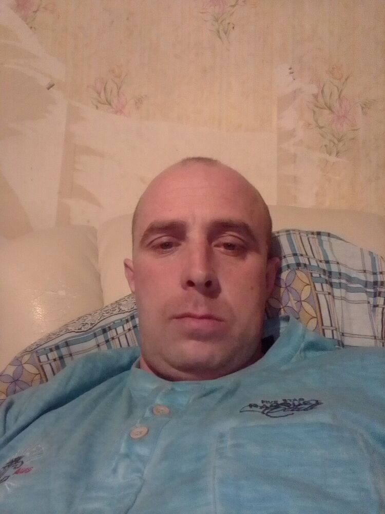  22389672  , 37 ,    