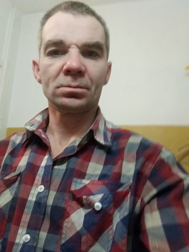  ,   Robert, 48 ,   ,   , c 