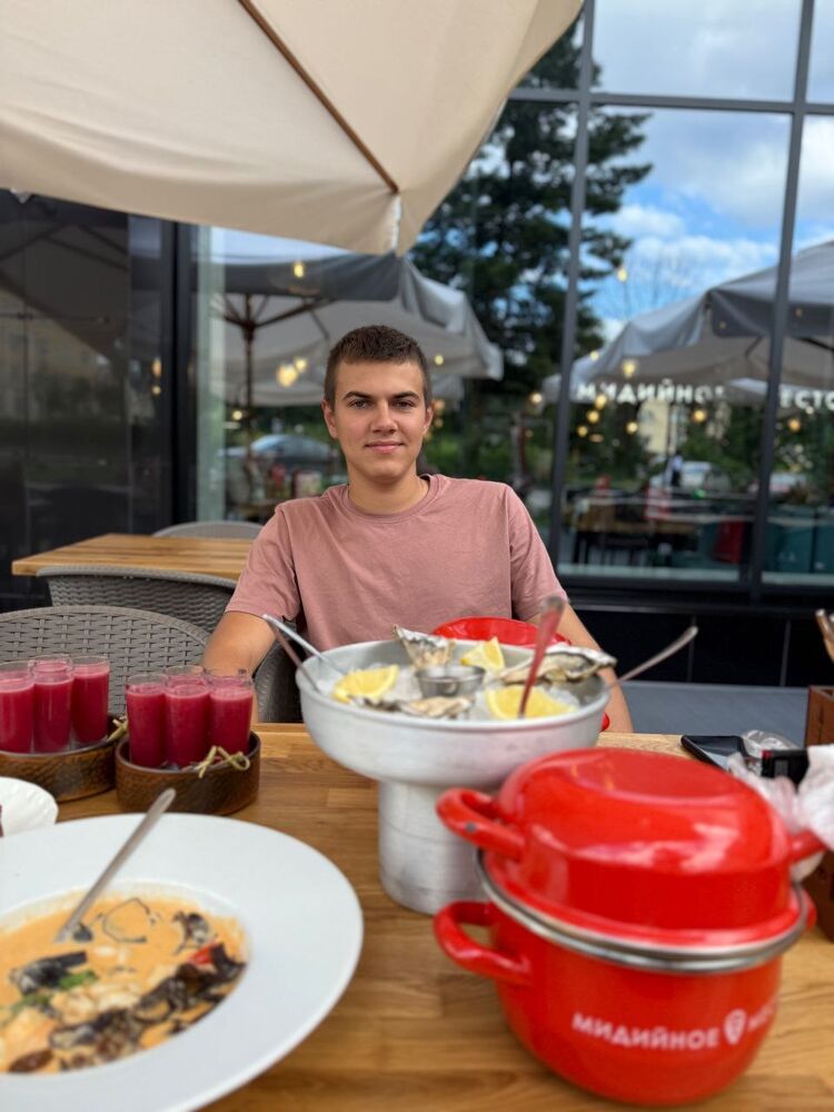 ���� 52937852 ����� ����, 19 ���, ���� ���������� � ������