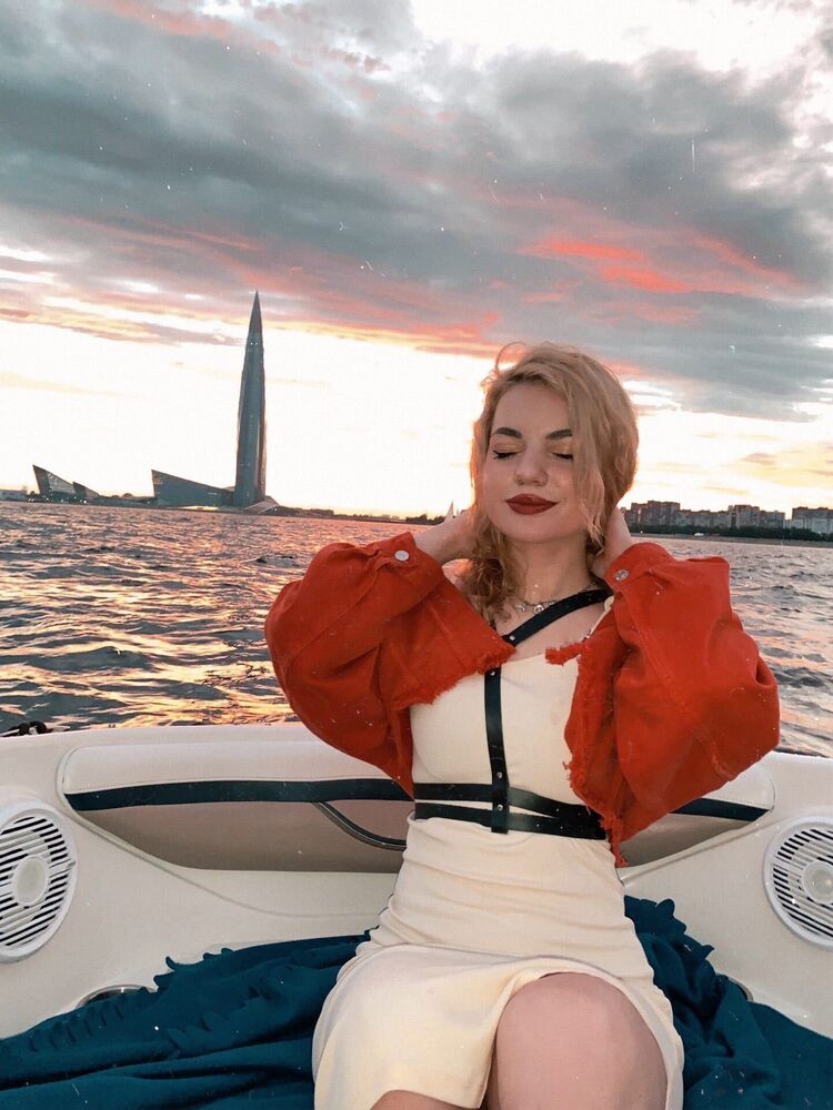  23877502  , 25 ,    -