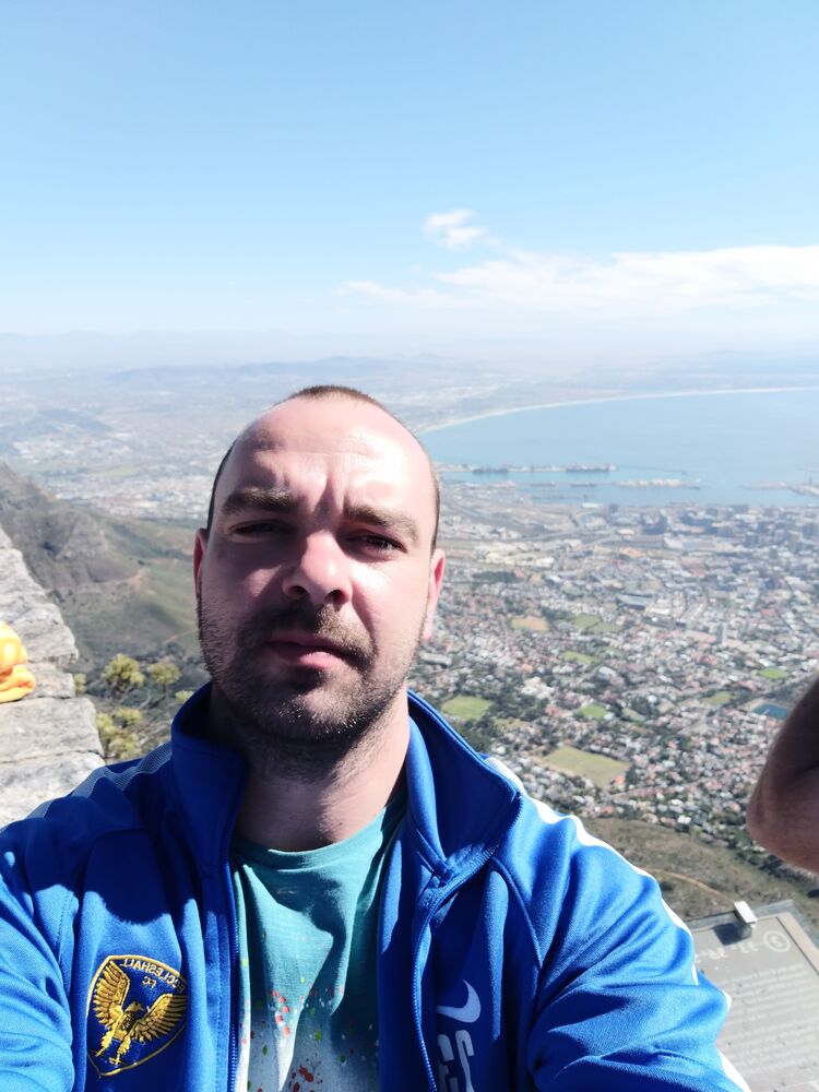  ,   Denys, 36 ,   ,   