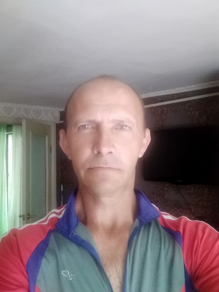  35243972  Alex, 47 ,    