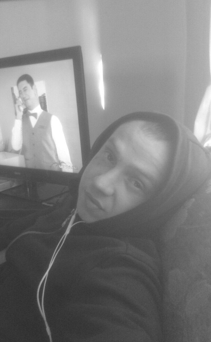  16000242  Ivan, 35 ,    