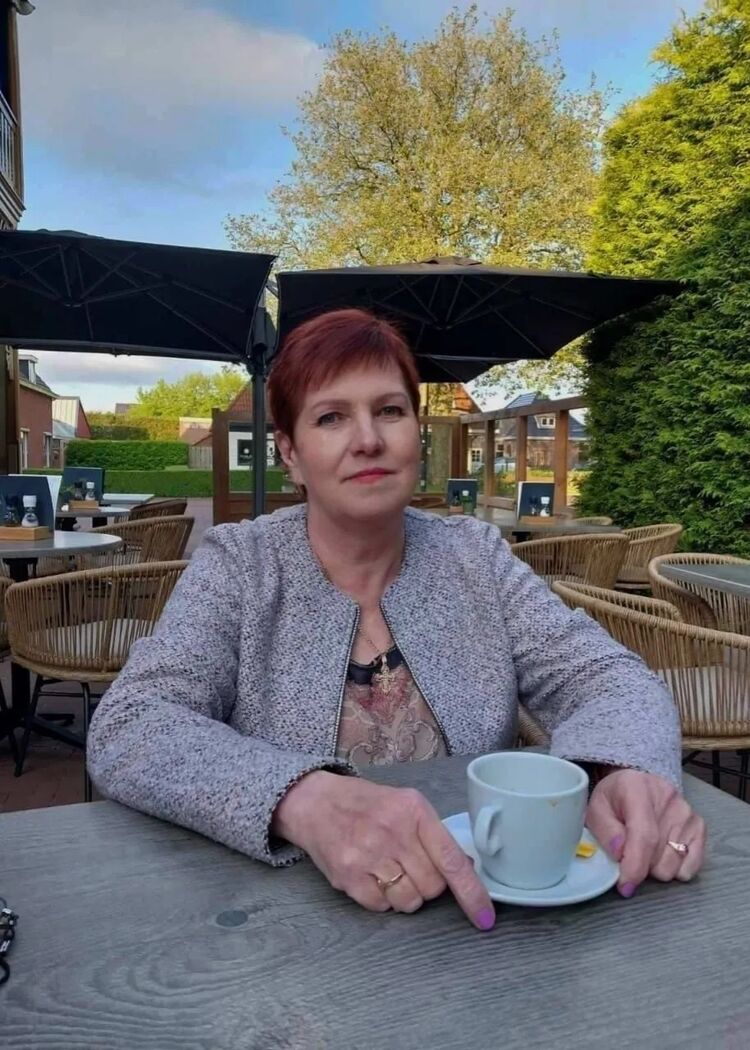  52959902  , 64 ,    -