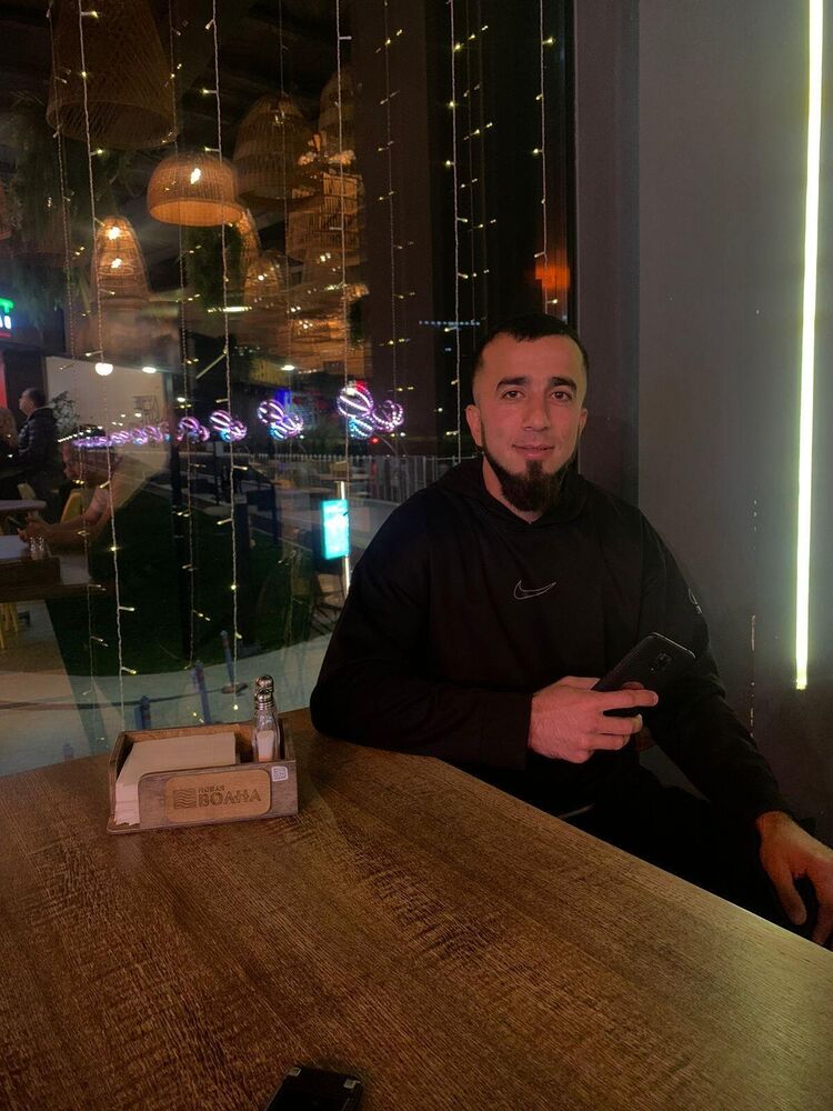  49506522  , 29 ,    