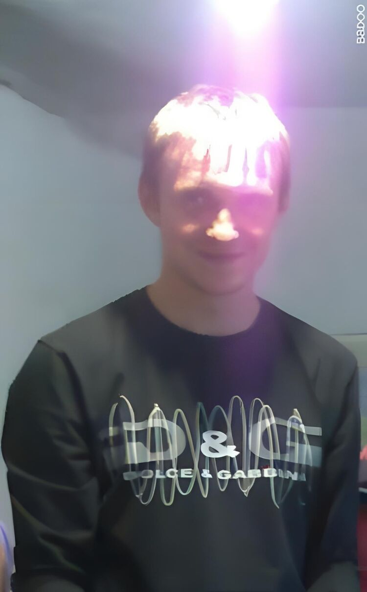  46218022  , 41 ,    