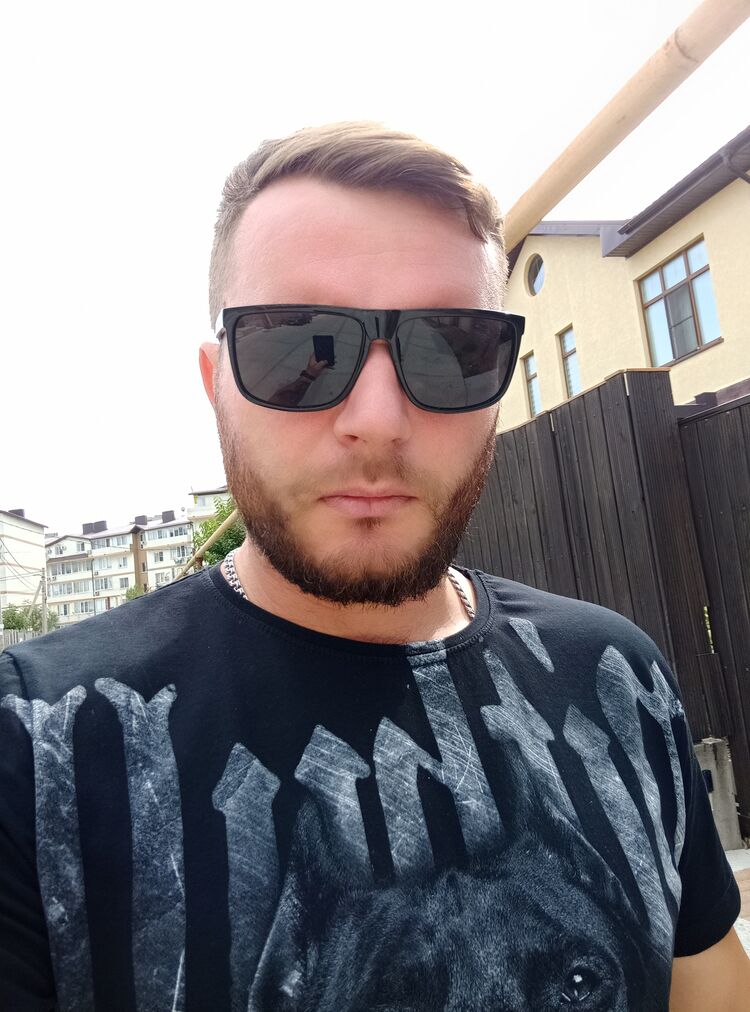  45826352  Viktor, 38 ,    