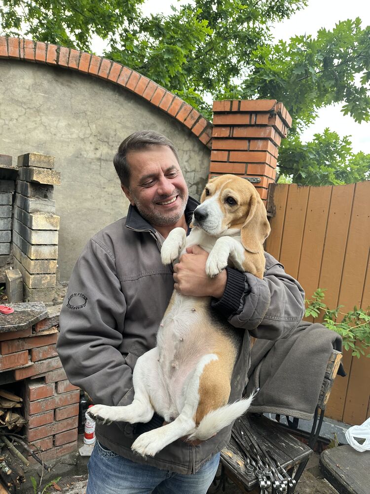  35368452  Grigory, 51 ,    