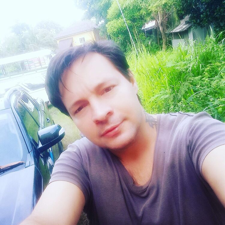  21567372  , 42 ,    