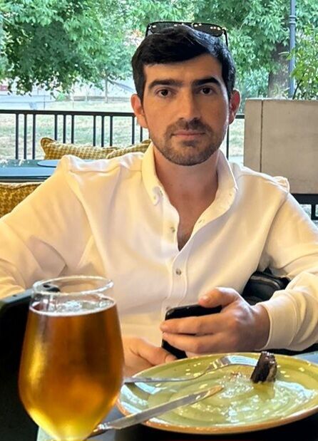  44639702  Nurlan, 33 ,    