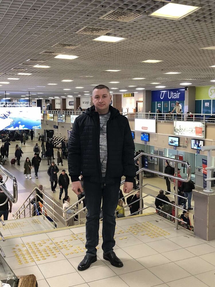  43022702  Sergey, 35 ,    