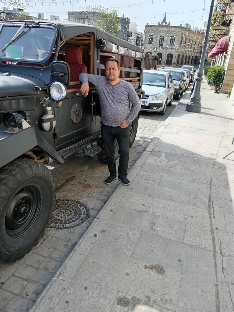  43424392  Zaur, 51 ,    