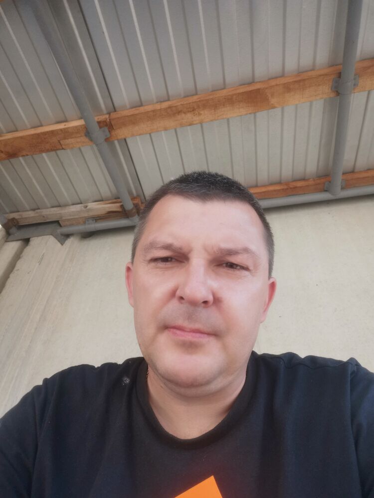  40852542  , 49 ,    