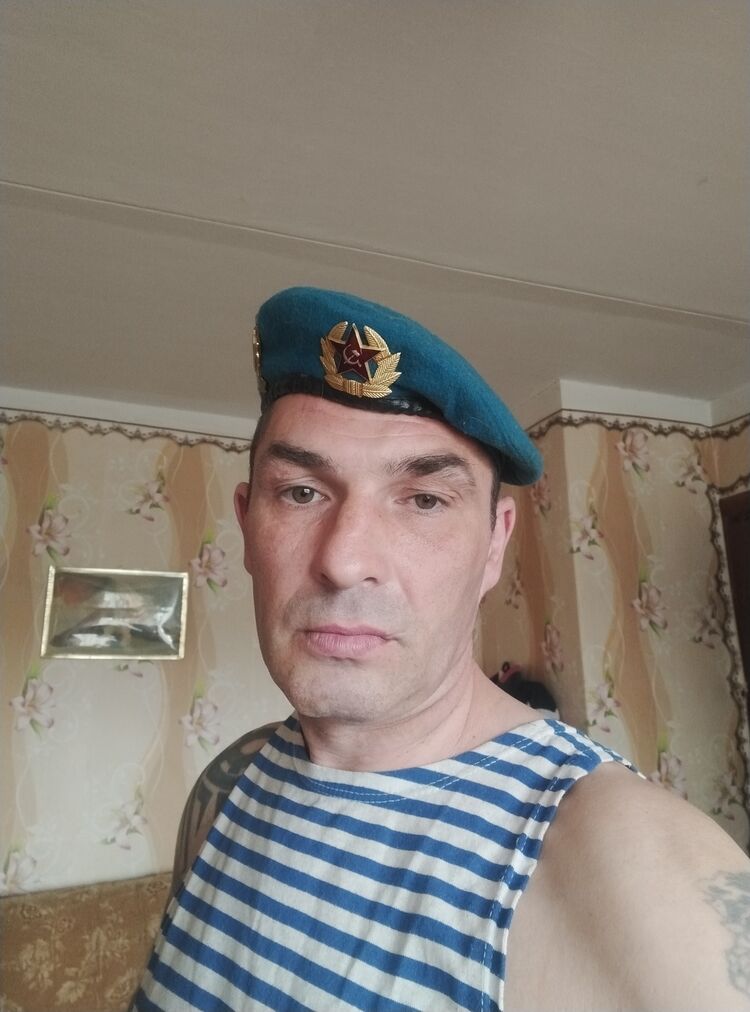  34027982  , 46 ,    