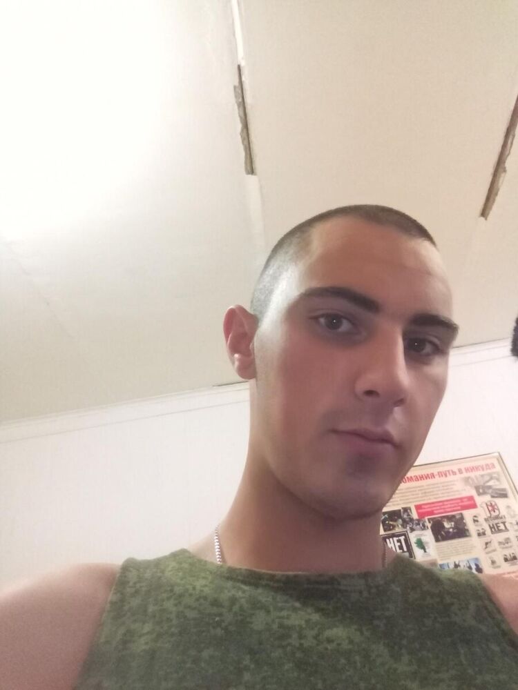  22128872  , 28 ,    