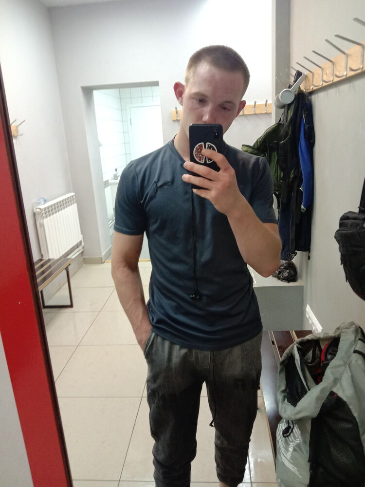  28163032  Vladimir, 23 ,    