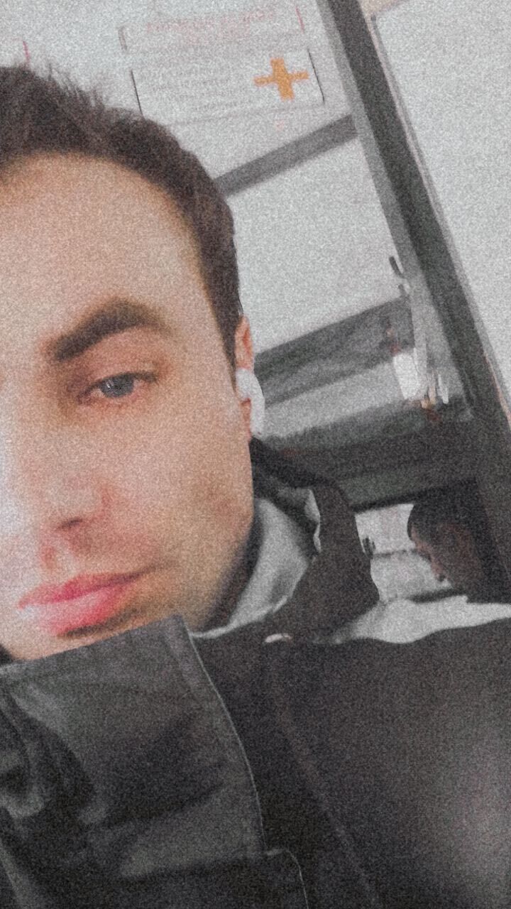  42852912  , 33 ,    