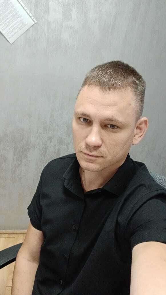  53738252  , 37 ,    --