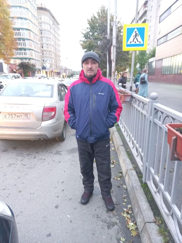 24076372  , 58 ,    