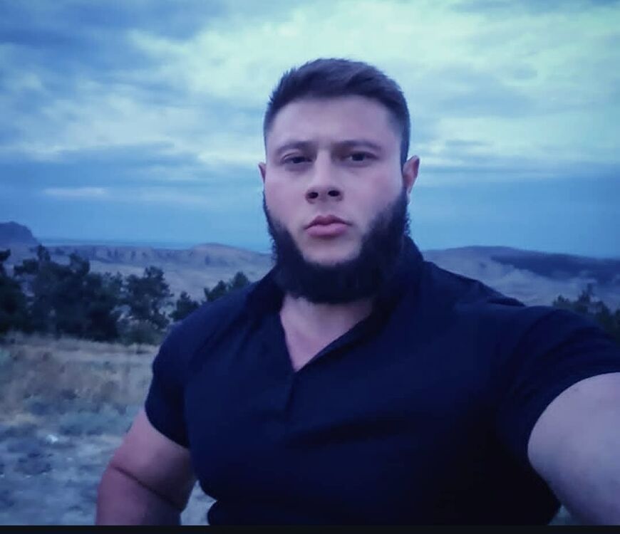  ,   Ruslan, 33 ,   ,   