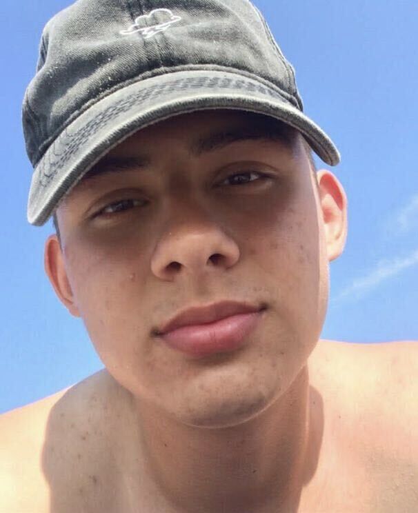  ,   Vladislav, 23 ,   ,   