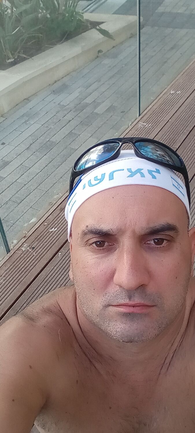  47296382  Felix, 45 ,    Azor