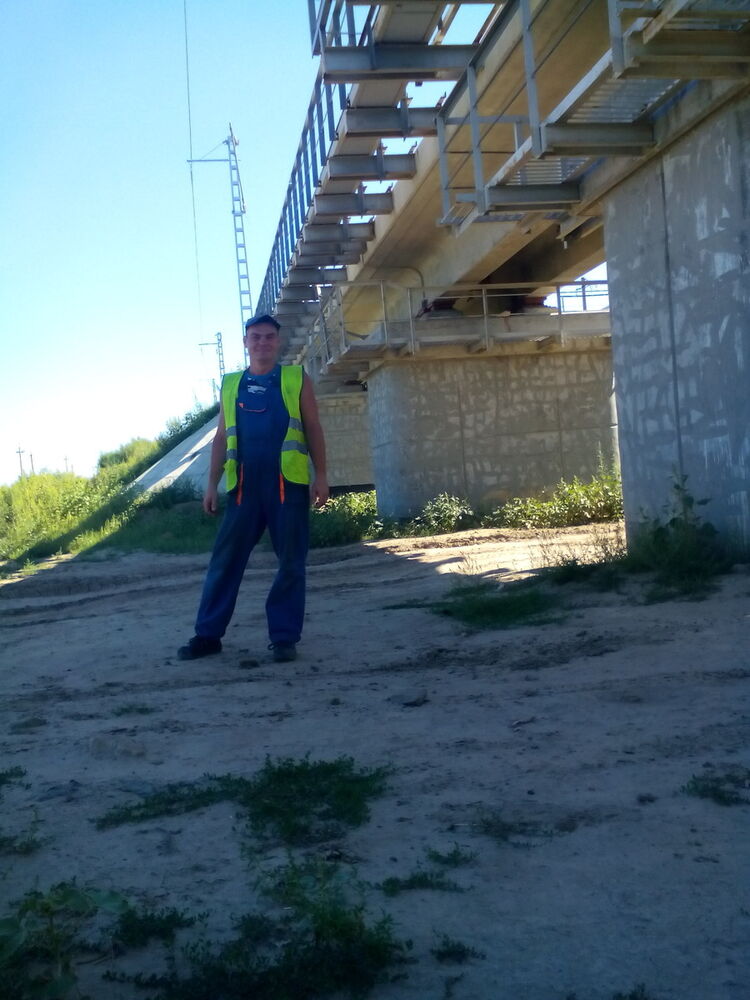  -,   , 44 ,   
