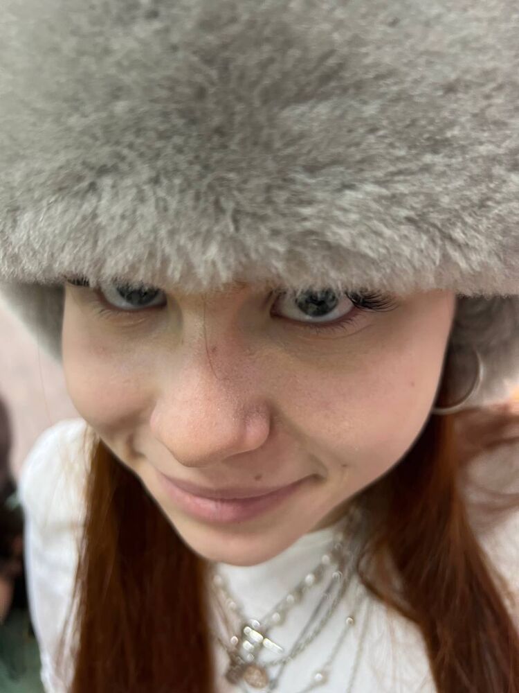  ,   Taya, 21 ,   c 