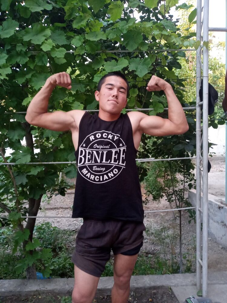  ,   Kamronbek, 25 ,   ,   , c 