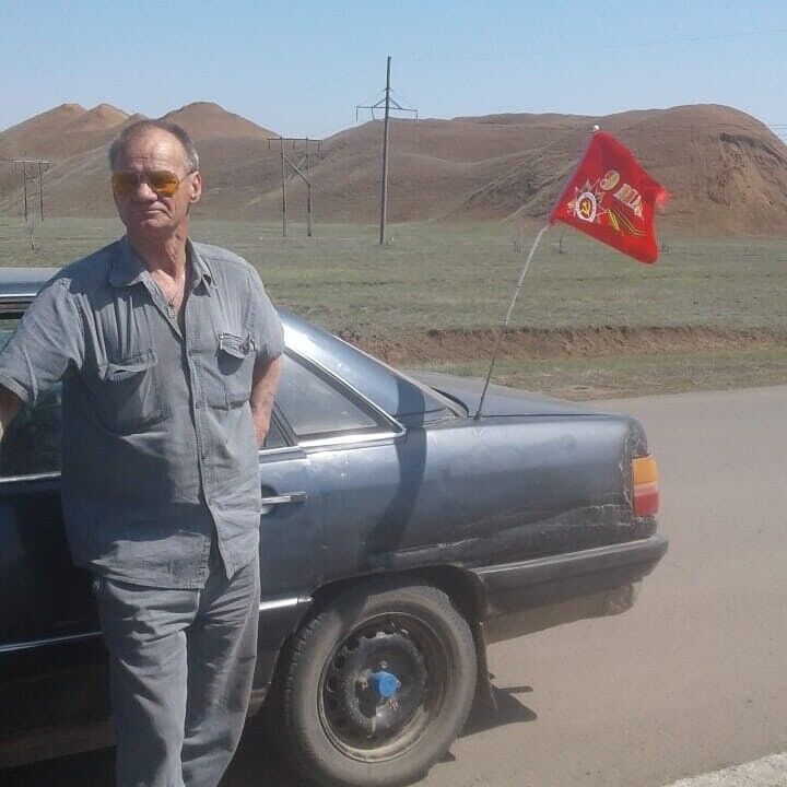  21904832  , 70 ,    